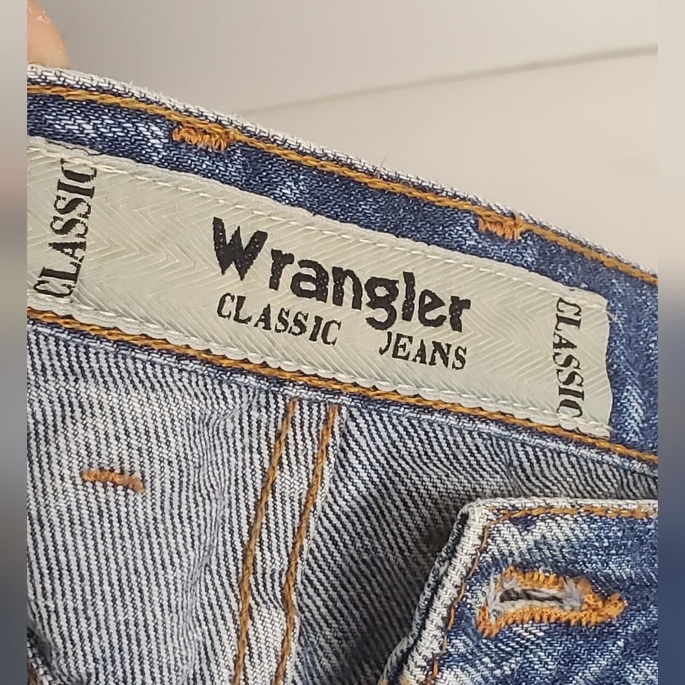 Wrangler Size 40x33 Classic Relaxed Fit Denim Jeans - Picture 6 of 9